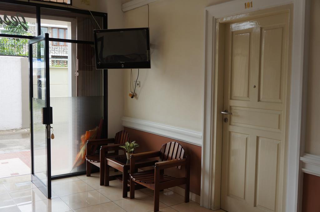 Jesnic Hotel Padang  Dış mekan fotoğraf