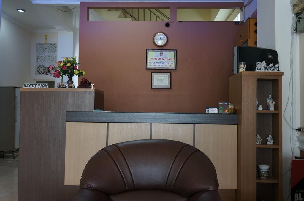 Jesnic Hotel Padang  Dış mekan fotoğraf